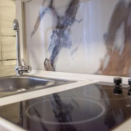 Besiktas 2 Beds شقة